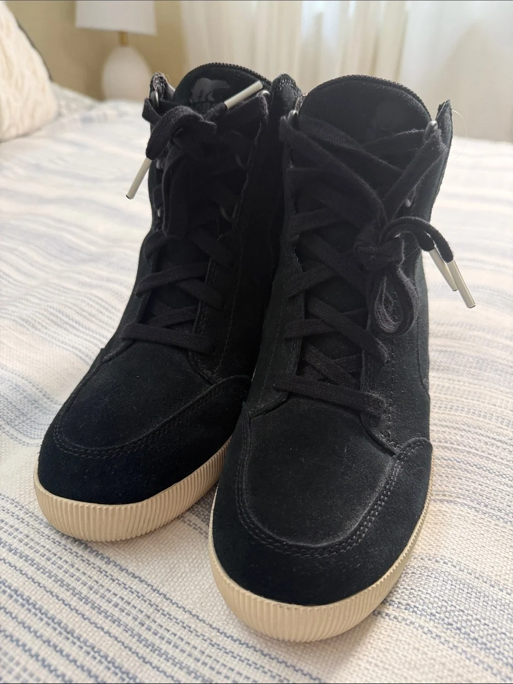 Sorel Joan of Arctic Wedge II Black Suede High Top Sneakers Size 8.5